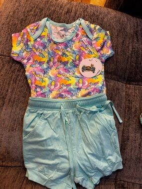 Little Geek Trilogy Co Rainbow bamboo Bat Print Baby Onesie with bottoms